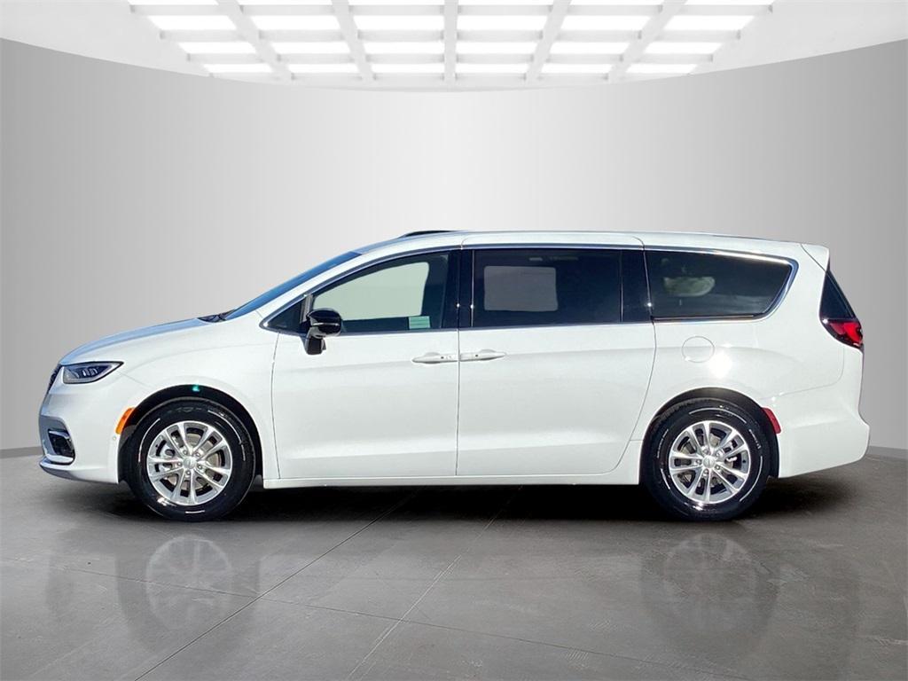 new 2026 Chrysler Pacifica car, priced at $40,995