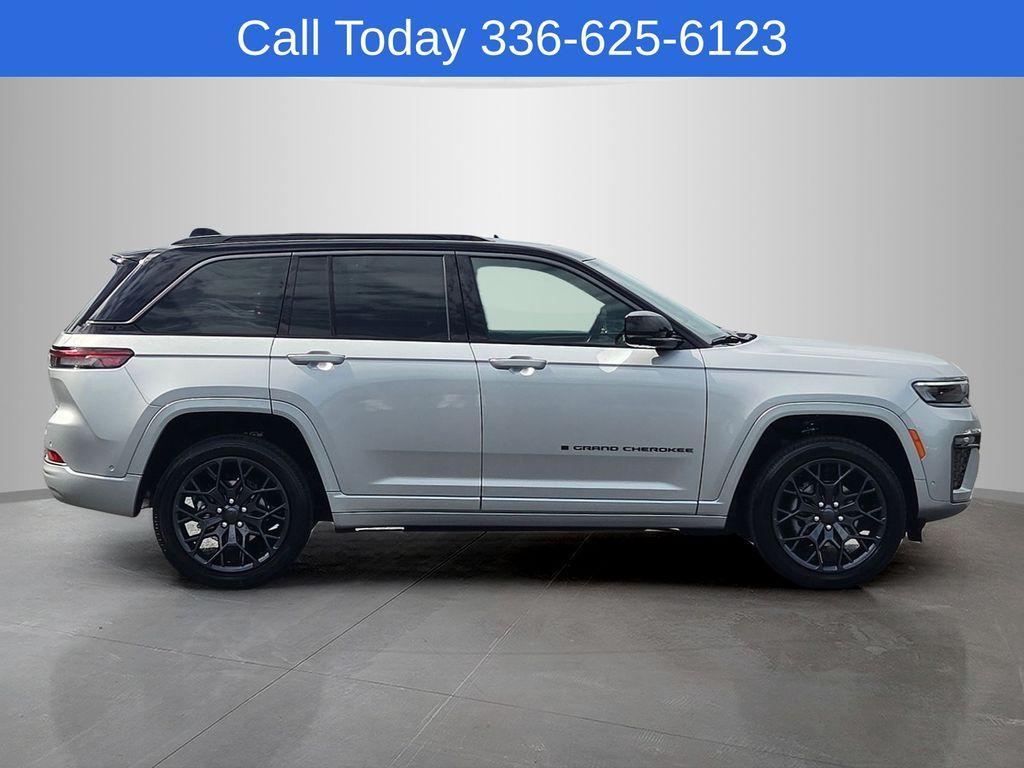 new 2026 Jeep Grand Cherokee car, priced at $59,165