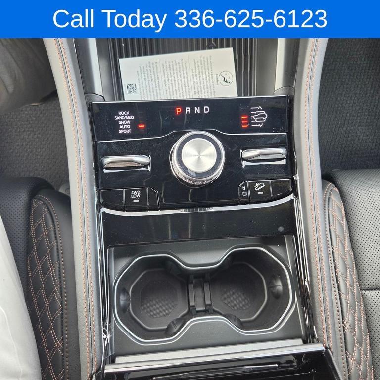 new 2026 Jeep Grand Cherokee car, priced at $58,285