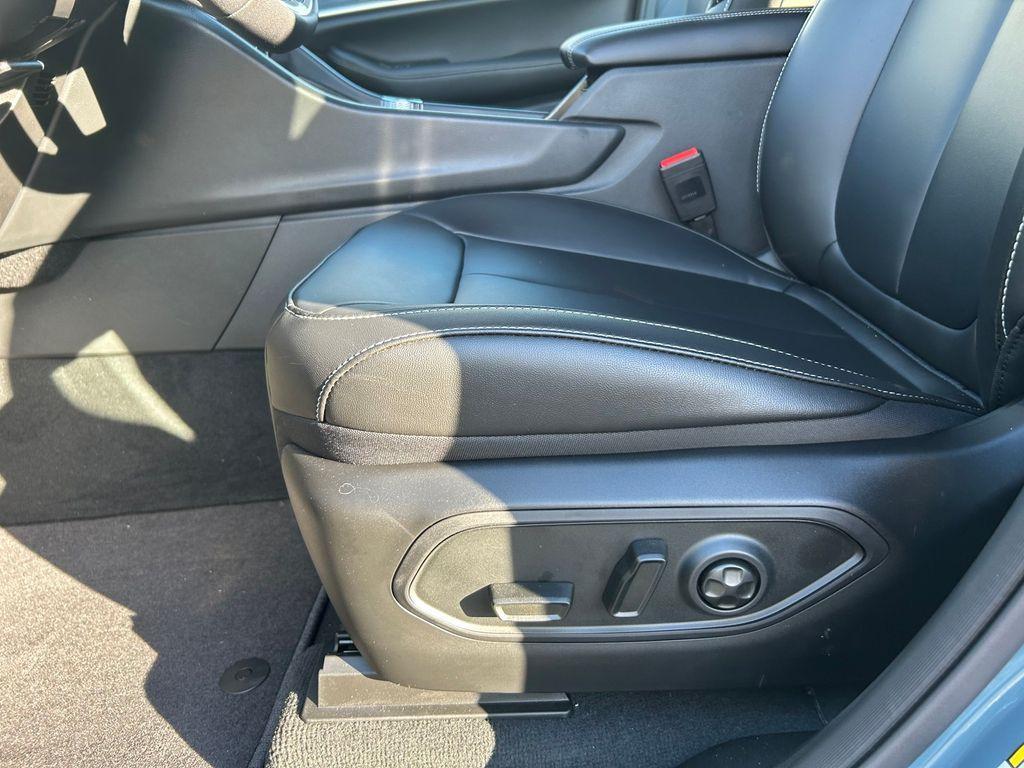 new 2026 Jeep Grand Cherokee car, priced at $43,995