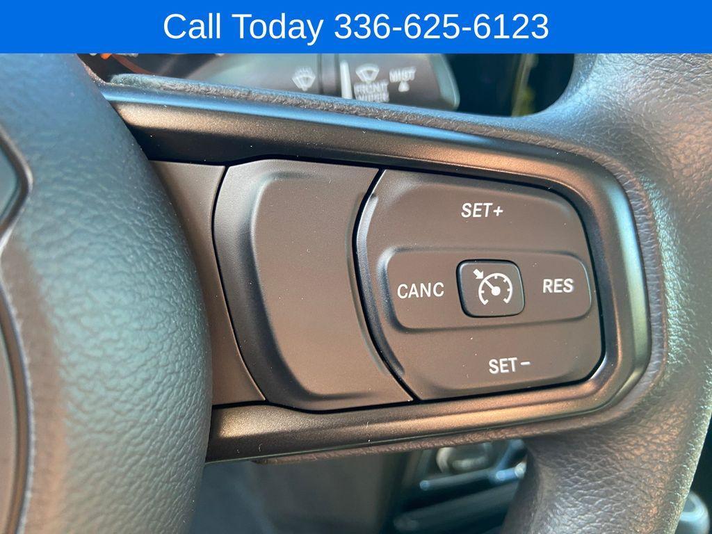 new 2026 Jeep Gladiator car, priced at $38,565