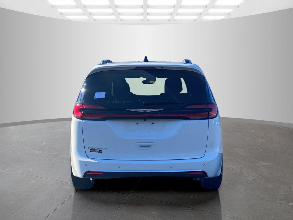 new 2026 Chrysler Pacifica car, priced at $49,795
