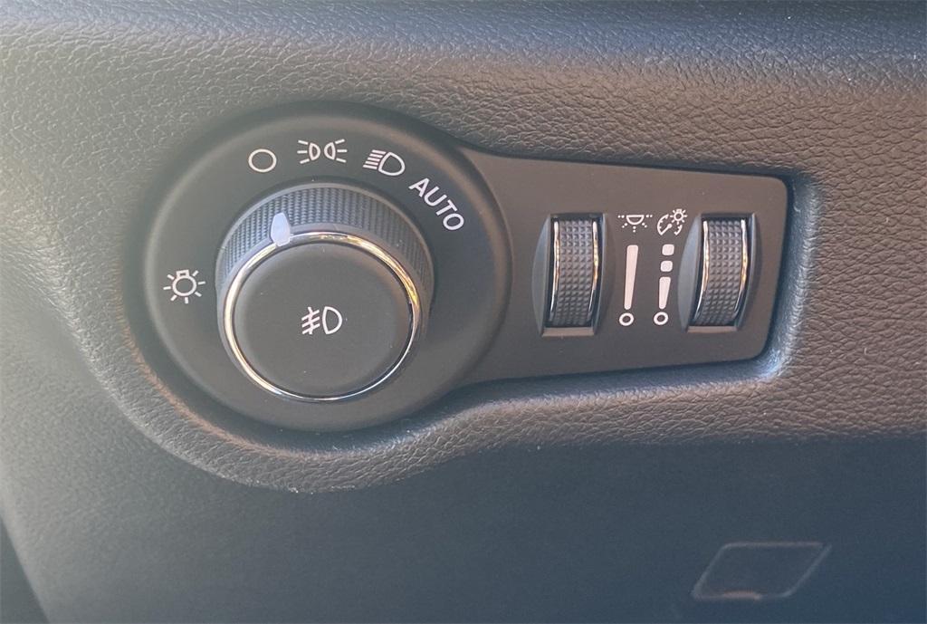 new 2026 Chrysler Pacifica car, priced at $50,795