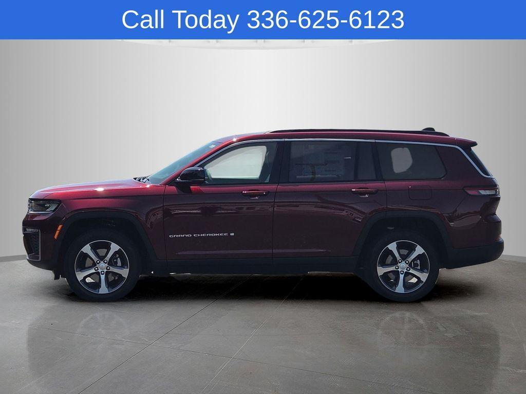 new 2026 Jeep Grand Cherokee L car, priced at $52,825