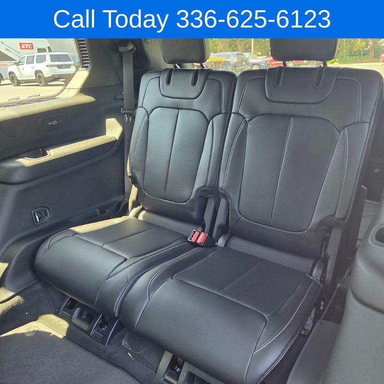new 2026 Jeep Grand Cherokee L car, priced at $52,825