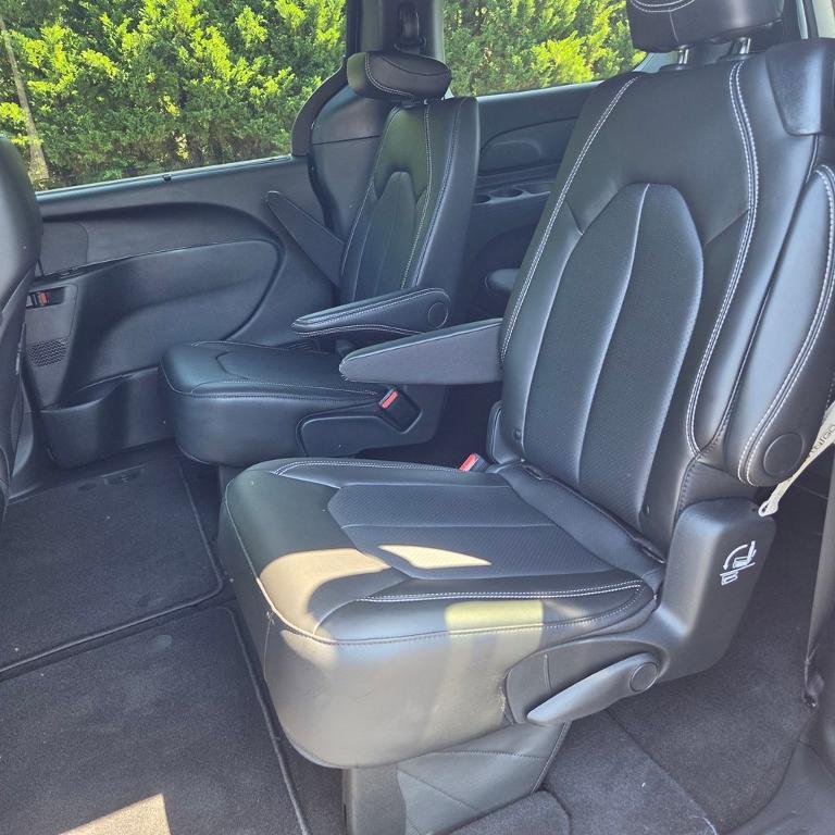 new 2026 Chrysler Pacifica car, priced at $39,495