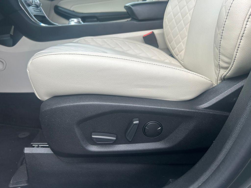 used 2023 Ford Edge car, priced at $22,995