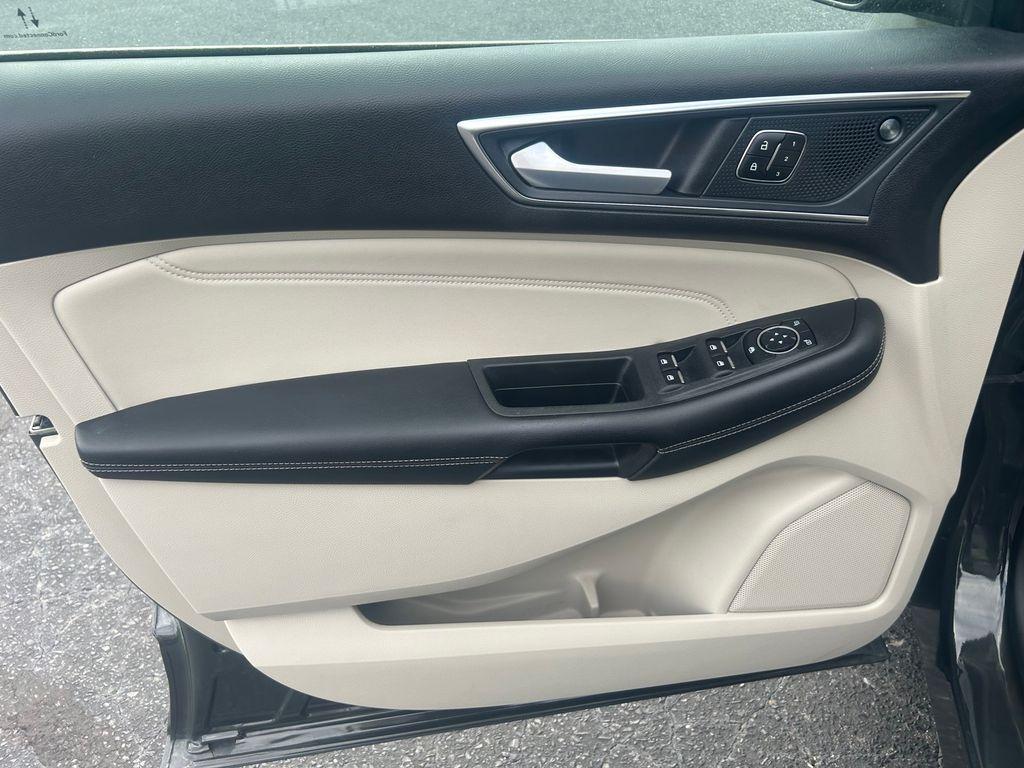 used 2023 Ford Edge car, priced at $22,995