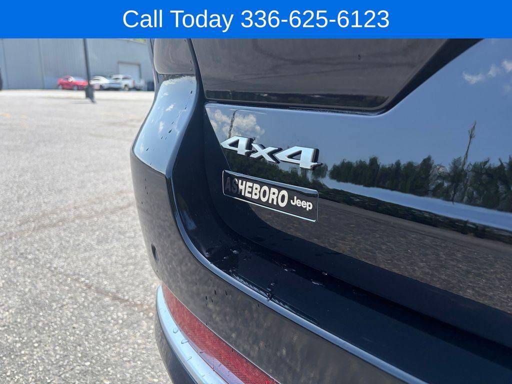 used 2023 Jeep Grand Cherokee car, priced at $43,174