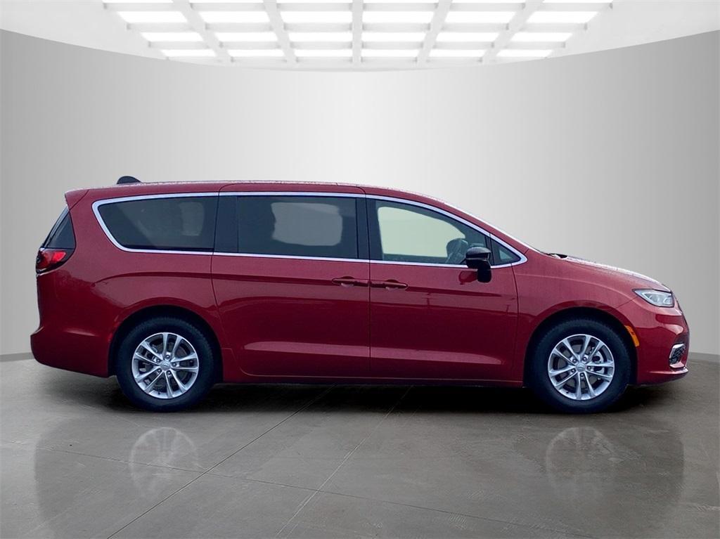 new 2026 Chrysler Pacifica car, priced at $40,995