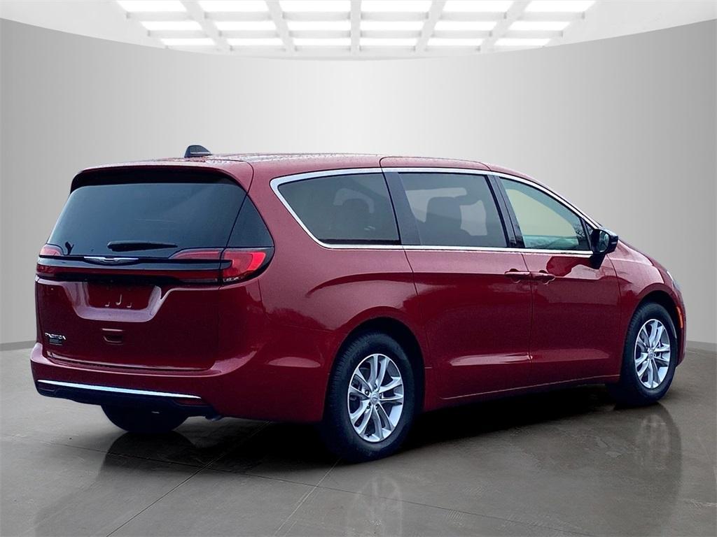 new 2026 Chrysler Pacifica car, priced at $40,995