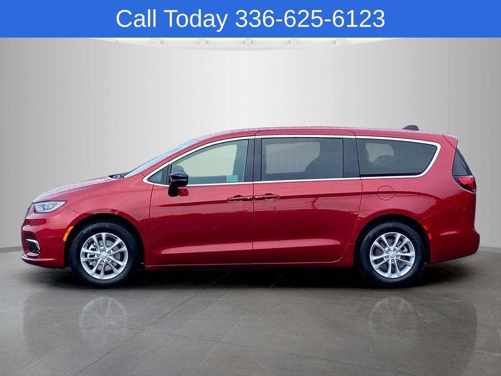 new 2026 Chrysler Pacifica car, priced at $41,295