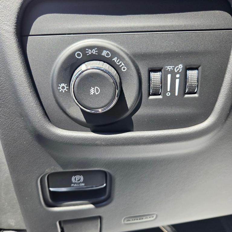 new 2026 Jeep Grand Cherokee L car, priced at $66,680