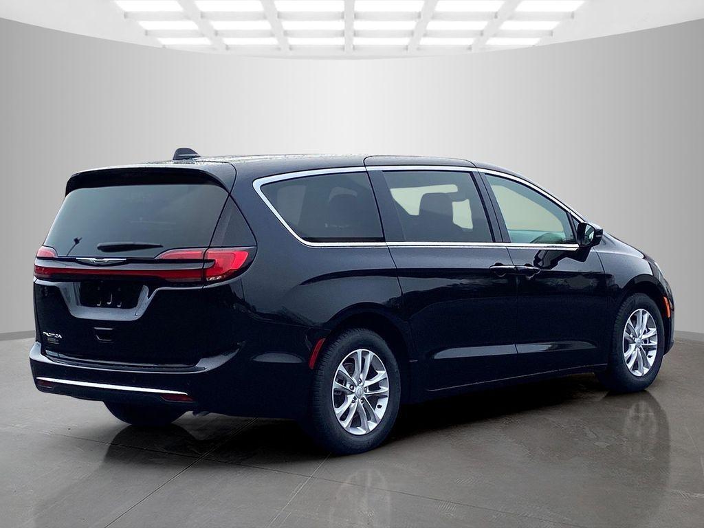 new 2026 Chrysler Pacifica car, priced at $39,995