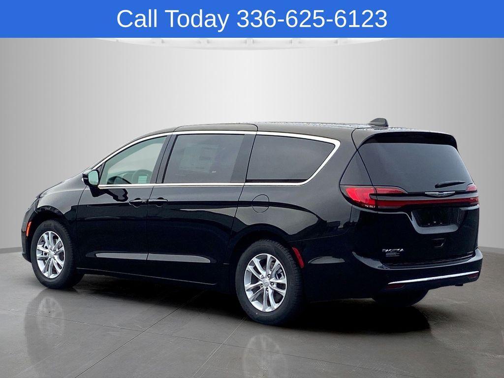 new 2026 Chrysler Pacifica car, priced at $41,295