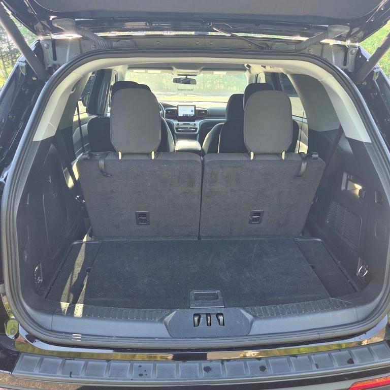 used 2022 Ford Explorer car, priced at $22,995