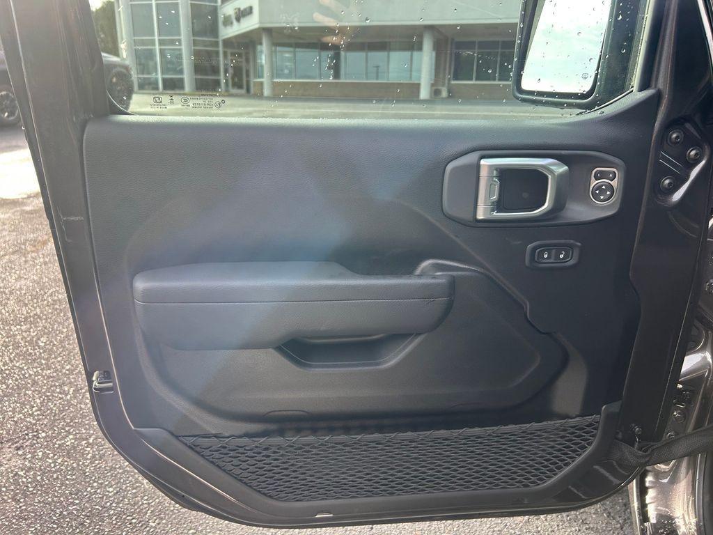 new 2026 Jeep Wrangler car, priced at $41,495