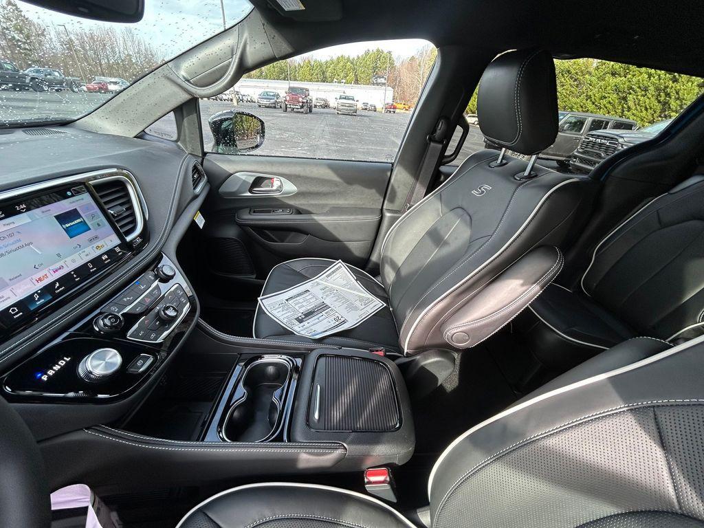 new 2026 Chrysler Pacifica car, priced at $49,995