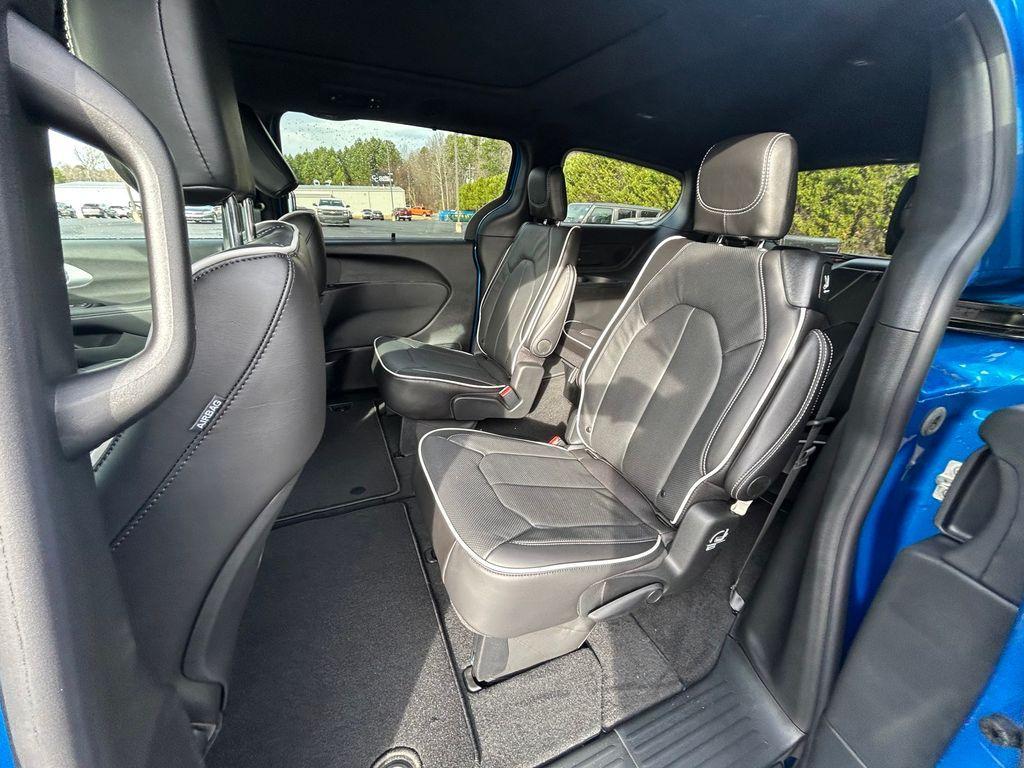 new 2026 Chrysler Pacifica car, priced at $49,995