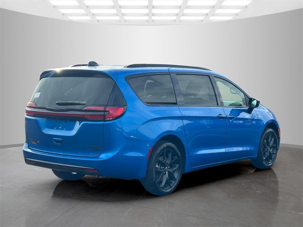 new 2026 Chrysler Pacifica car, priced at $51,795