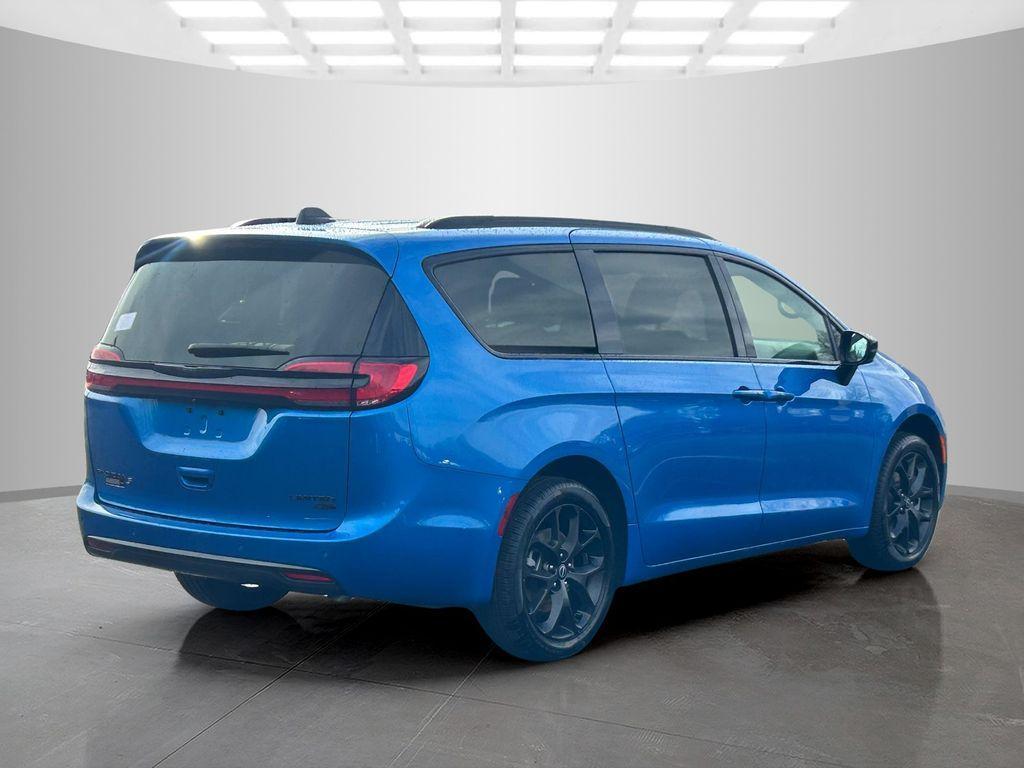new 2026 Chrysler Pacifica car, priced at $49,995