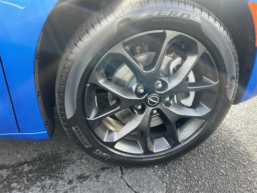 new 2026 Chrysler Pacifica car, priced at $51,795