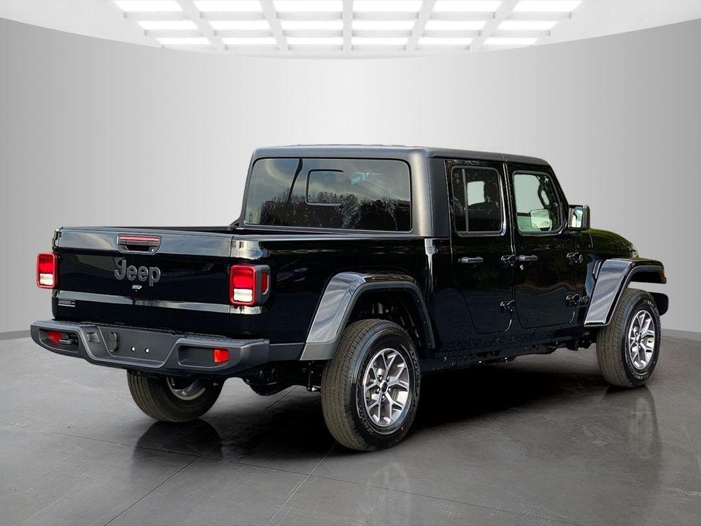 Black Clearcoat 2026 Jeep Gladiator Sport