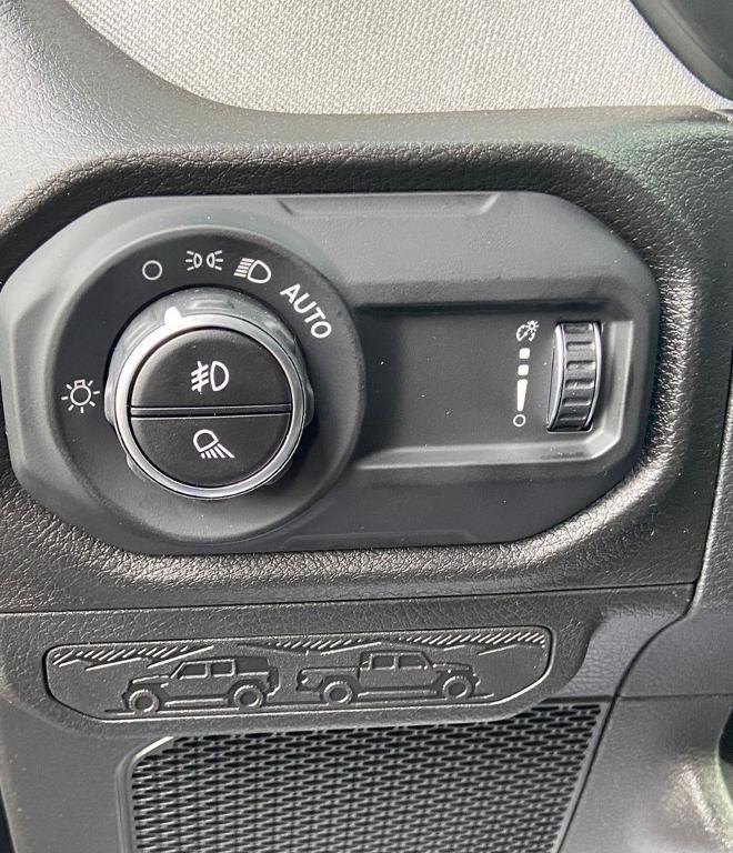 Black Clearcoat 2026 Jeep Gladiator Sport