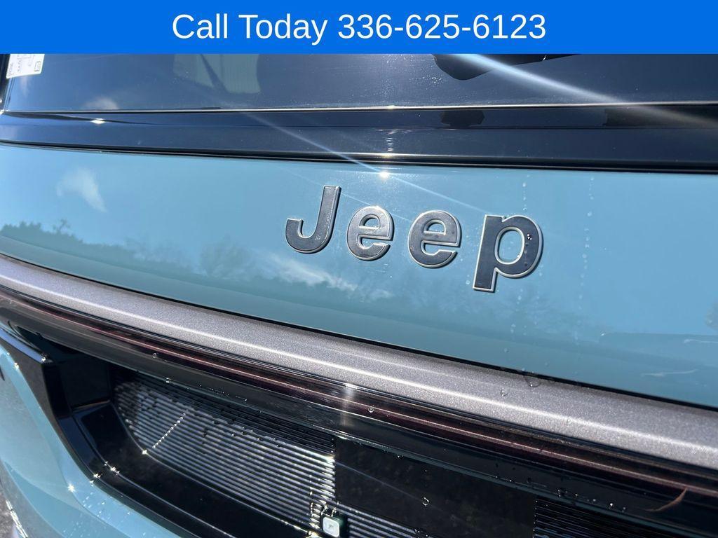 new 2026 Jeep Grand Wagoneer car, priced at $77,595