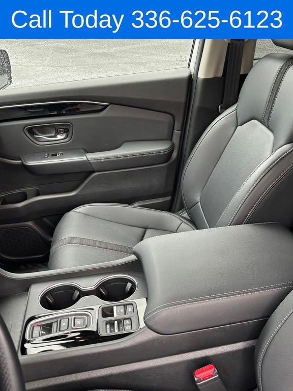 used 2023 Honda Pilot car, priced at $39,784
