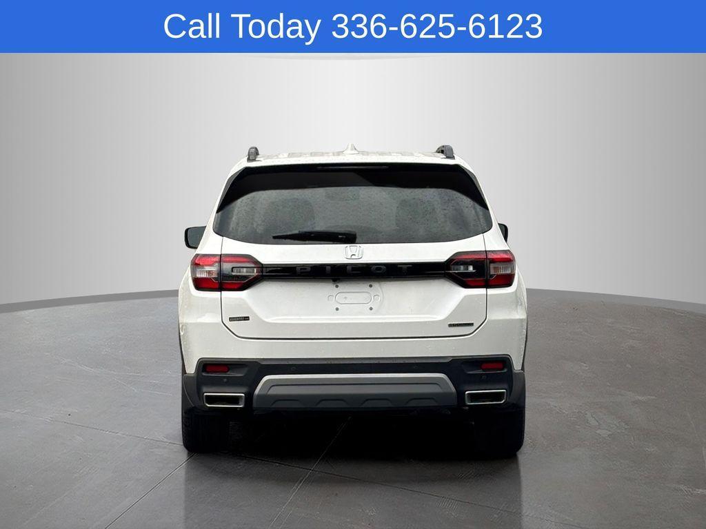 used 2023 Honda Pilot car, priced at $39,784