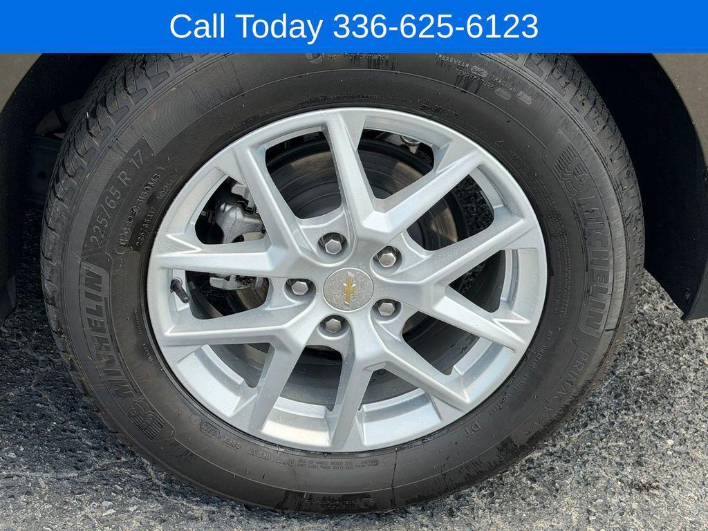 used 2024 Chevrolet Equinox car, priced at $24,574