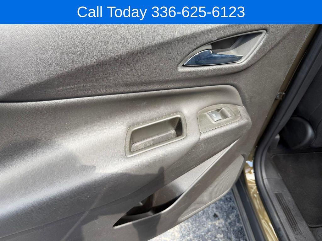 used 2024 Chevrolet Equinox car, priced at $24,574