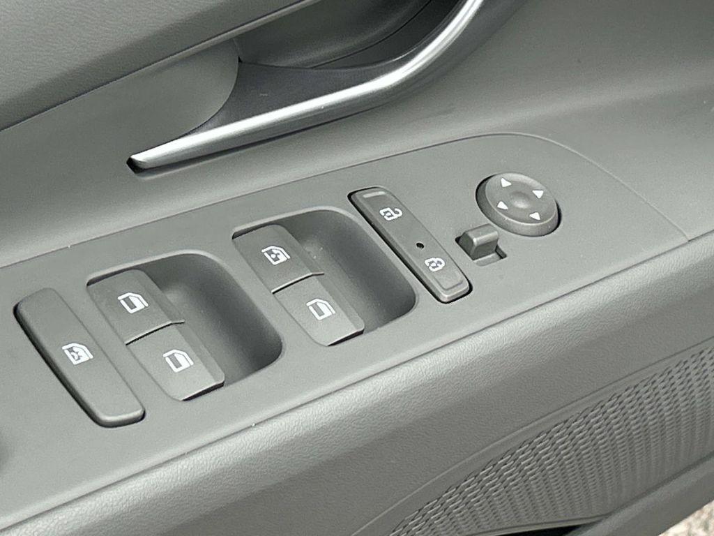 used 2022 Hyundai Elantra car, priced at $19,912