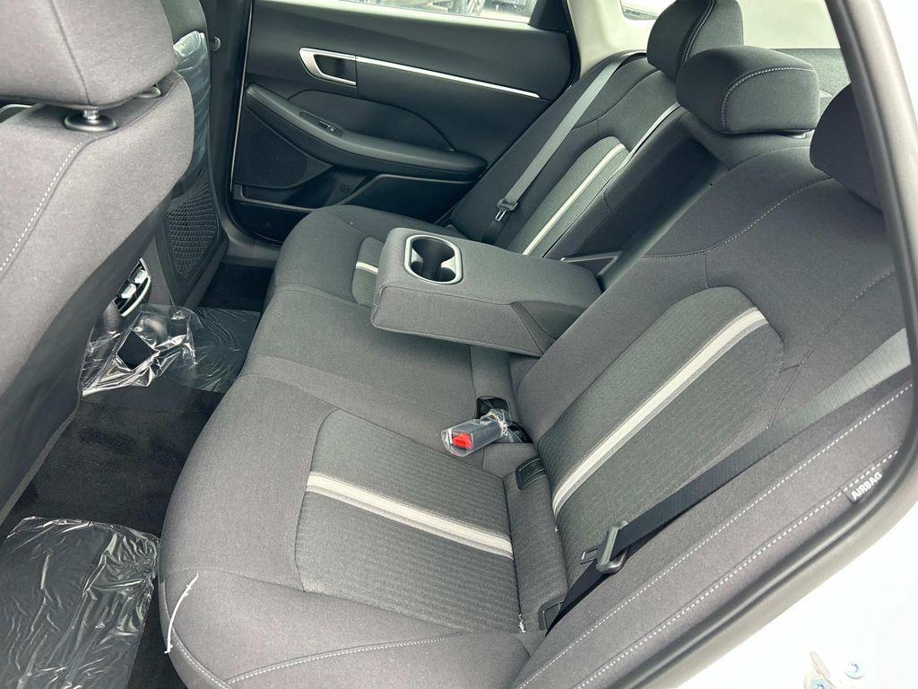 new 2025 Hyundai Sonata Hybrid car, priced at $29,022