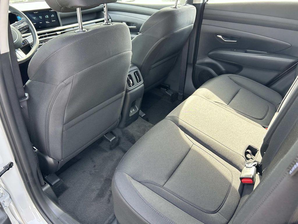 new 2026 Hyundai TUCSON Hybrid car, priced at $31,359