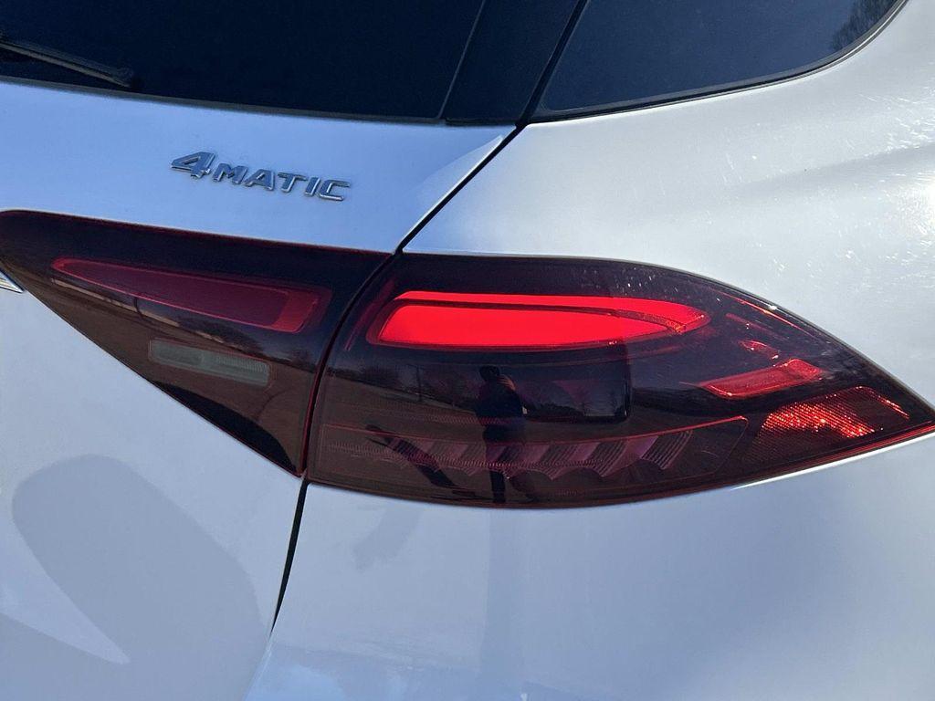 used 2024 Mercedes-Benz GLE 450 Plug-In Hybrid car, priced at $48,902