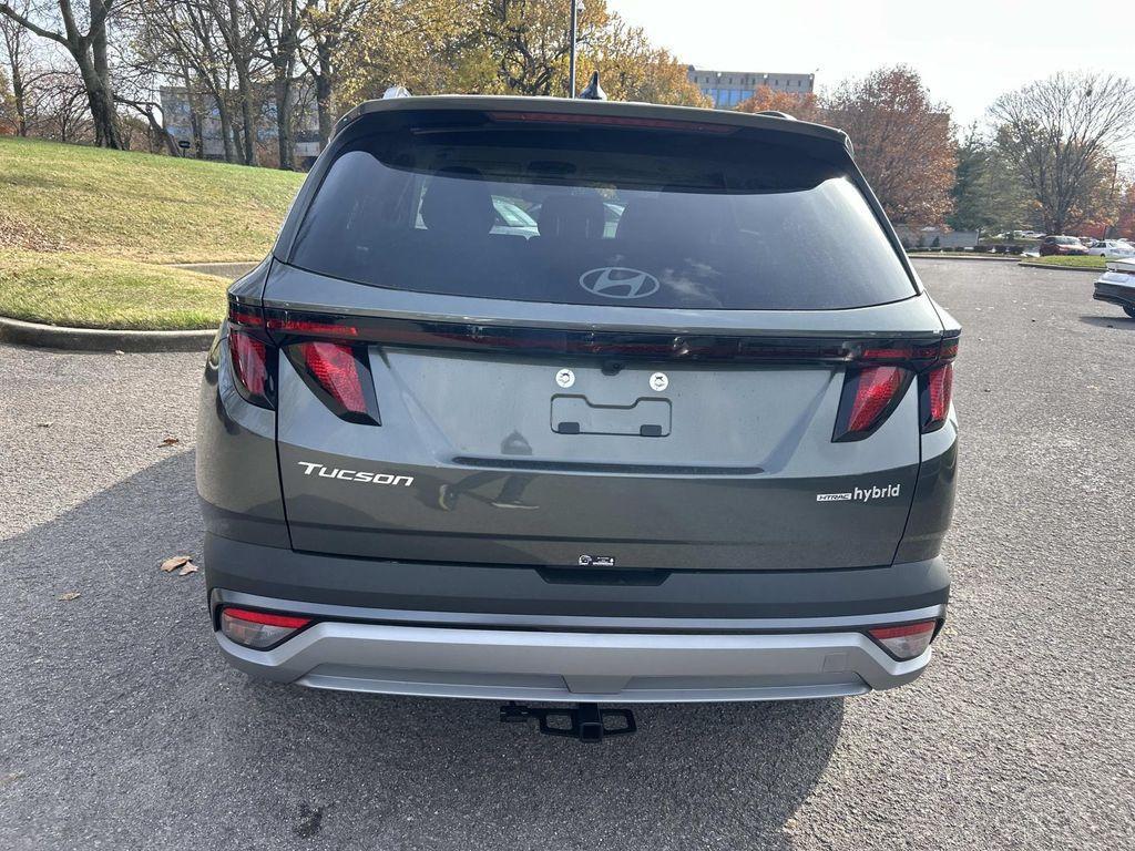 new 2026 Hyundai TUCSON Hybrid car, priced at $32,161
