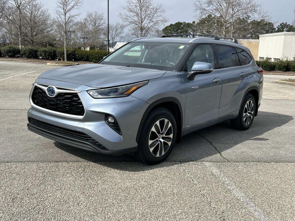 used 2021 Toyota Highlander Hybrid car, priced at $29,707