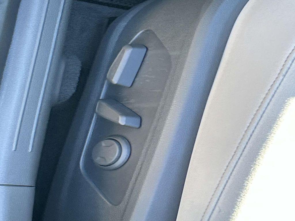 used 2025 Hyundai Sonata car, priced at $27,912