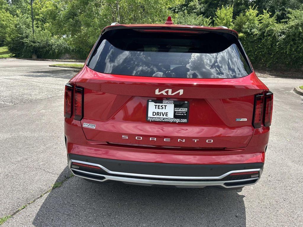 used 2022 Kia Sorento Hybrid car, priced at $22,302
