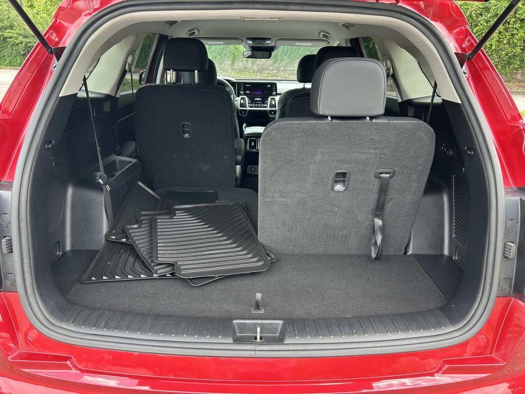 used 2022 Kia Sorento Hybrid car, priced at $22,302