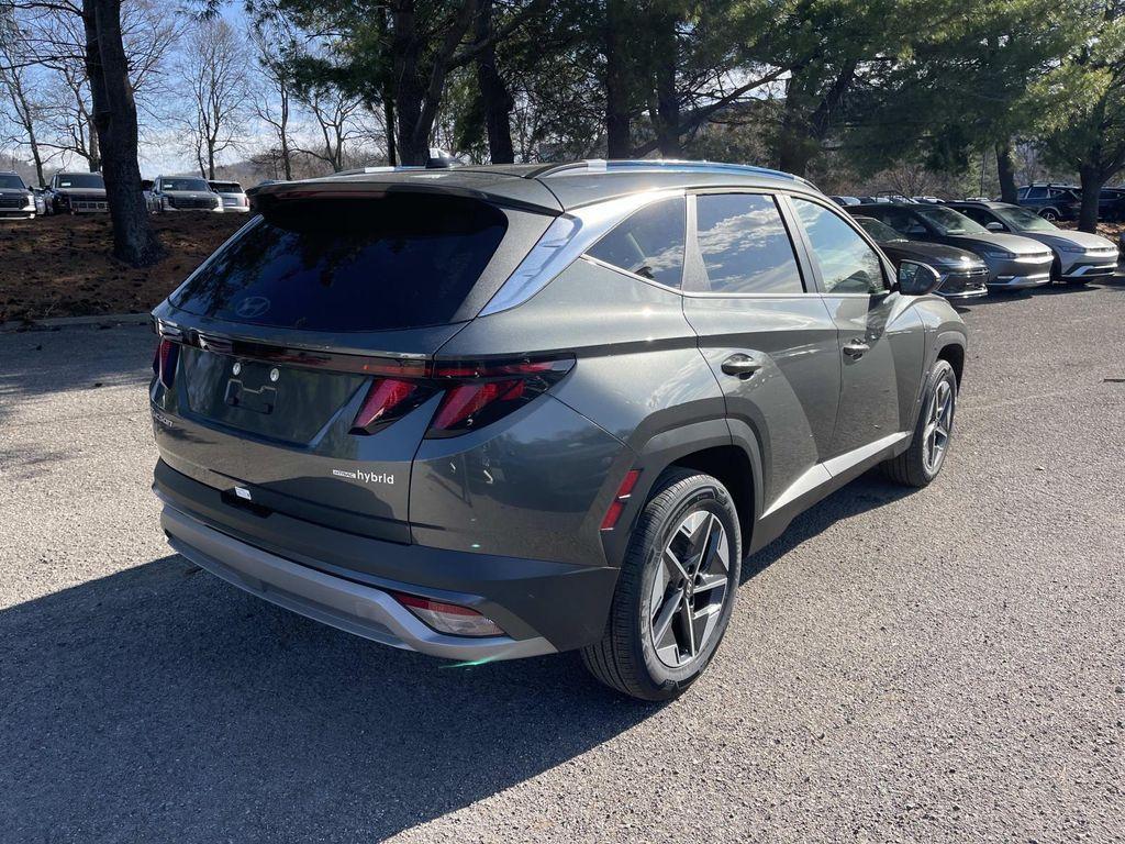 new 2026 Hyundai TUCSON Hybrid car, priced at $31,640