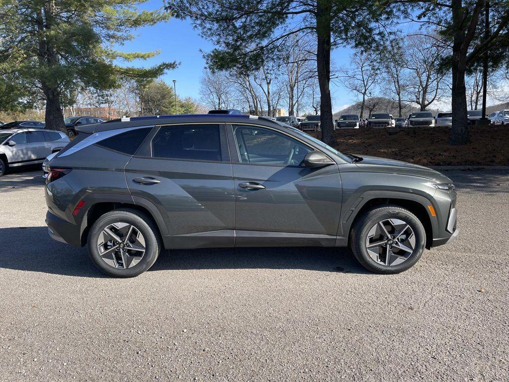 new 2026 Hyundai TUCSON Hybrid car, priced at $31,640
