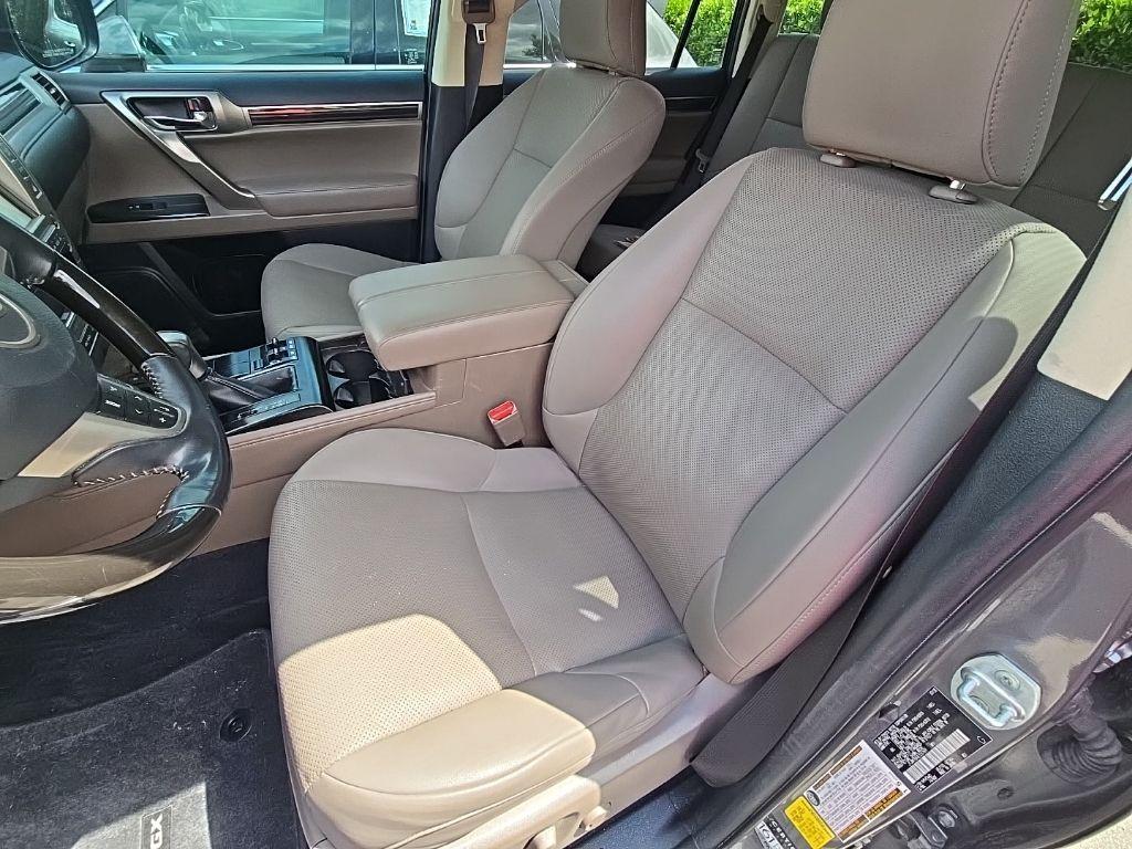 used 2020 Lexus GX 460 car, priced at $42,912