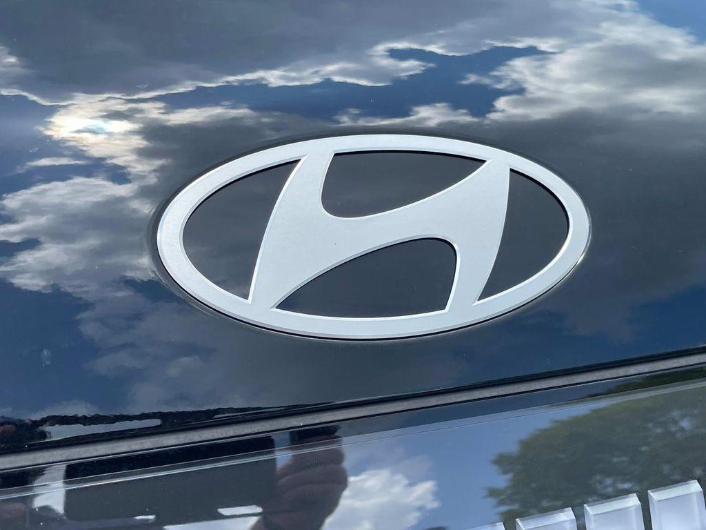 new 2026 Hyundai IONIQ 9 car, priced at $58,772