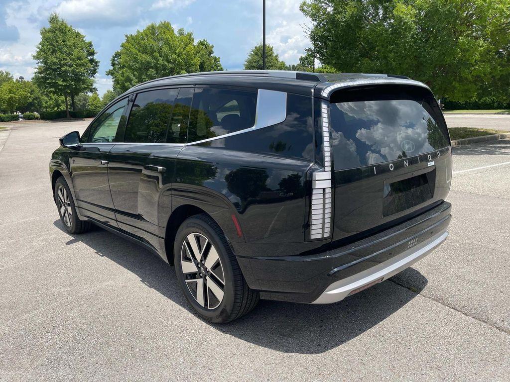 new 2026 Hyundai IONIQ 9 car, priced at $58,772