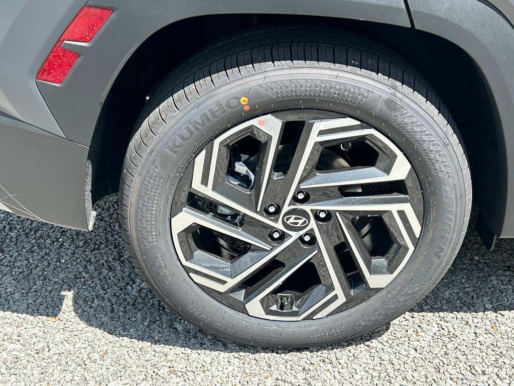 new 2025 Hyundai Tucson car, priced at $37,711