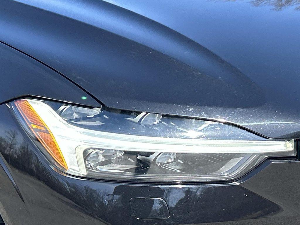 used 2022 Volvo XC60 car, priced at $29,621