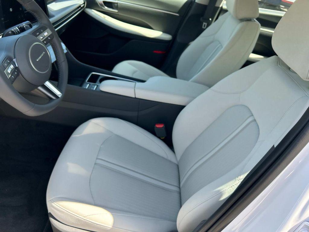 new 2025 Hyundai Sonata car, priced at $30,111
